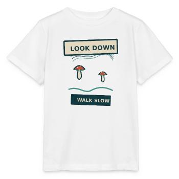 Pilzsuche – schau nach unten, geh langsam - Stanley/Stella Kinder T-Shirt MINI CREATOR  - Weiß - Vorne - Maike (125cm)