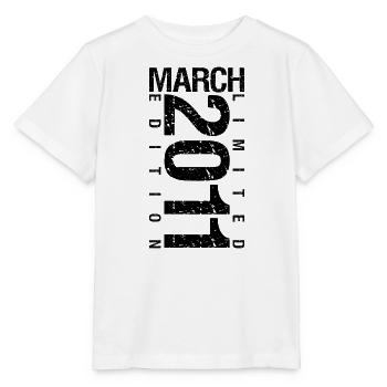Anniversaire Mars 2011 Mars né en Mars - T-shirt bio MINI CREATOR Stanley/Stella Enfant - blanc - Devant - Maike (125cm)