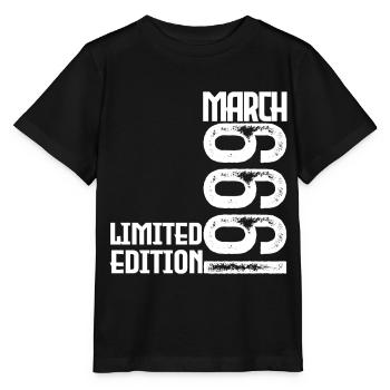 March 1999 Anniversary Gift. March 1999. March - Stanley/Stella MINI CREATOR Kids’ T-Shirt - black - Front - Mikhail (115cm)