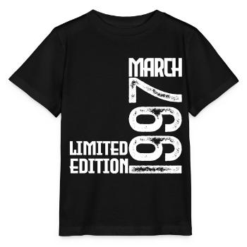 March 1997 Anniversary Gift. March 1997. March - Stanley/Stella MINI CREATOR Kids’ T-Shirt - black - Front - Mikhail (115cm)