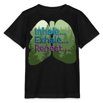 Ruhiges Atmen Tee | Einatmen, ausatmen, wiederholen, Achtsamkeit - Stanley/Stella Kinder T-Shirt MINI CREATOR  - Schwarz - Vorne - Mikhail (115cm)