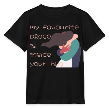 Mein Lieblingsort ist in deiner Umarmung - Stanley/Stella Kinder T-Shirt MINI CREATOR  - Schwarz - Vorne - Mikhail (115cm)