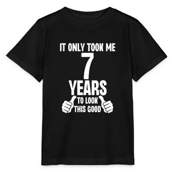 Il ne m’a fallu que 7 ans pour être aussi beau - T-shirt bio MINI CREATOR Stanley/Stella Enfant - noir - Devant - Mikhail (115cm)