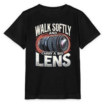 Gehen Sie sanft und tragen Sie ein großes Objektiv - Stanley/Stella Kinder T-Shirt MINI CREATOR  - Schwarz - Vorne - Mikhail (115cm)