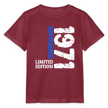 1971 September Limited Edition 52. Geburtstag Deko - Stanley/Stella Kinder T-Shirt MINI CREATOR  - Burgunderrot - Vorne - Kain (125cm)