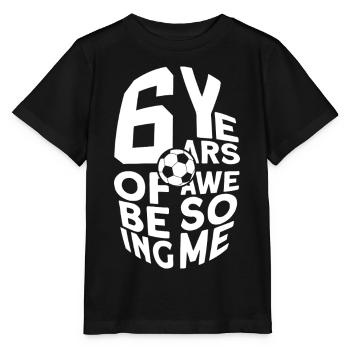 6 YEARS OF BEING AWESOME FOOTBALL 6TH BIRTHDAY - Stanley/Stella MINI CREATOR Kids’ T-Shirt - black - Front - Mikhail (115cm)