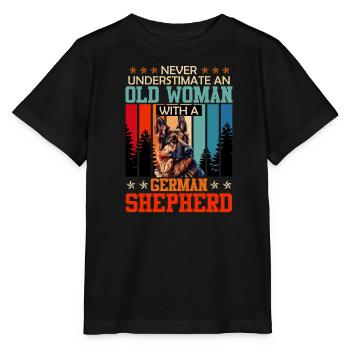 German Shepherd NEVER UNDERESTIMATE AN OLD WOMAN - Stanley/Stella MINI CREATOR Kids’ T-Shirt - black - Front - Mikhail (115cm)