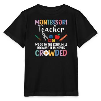 En tant qu’enseignants Montessori, nous allons encore plus loin - T-shirt bio MINI CREATOR Stanley/Stella Enfant - noir - Devant - Mikhail (115cm)