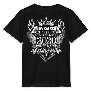 November 2020 Jubiläum November 2020 November - Stanley/Stella Kinder T-Shirt MINI CREATOR  - Schwarz - Vorne - Mikhail (115cm)