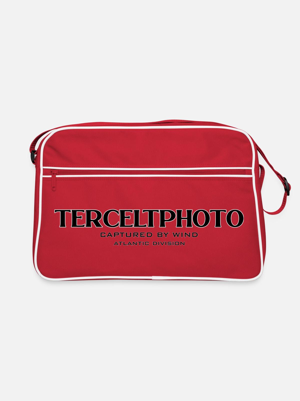 Captured_by_wind_atlantic_division - Sac Retro - rouge/blanc - Devant