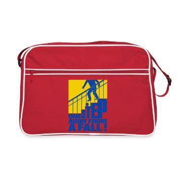 Nur einen Schritt vom Sturz entfernt - Retro Tasche - Rot/Weiß - Vorne