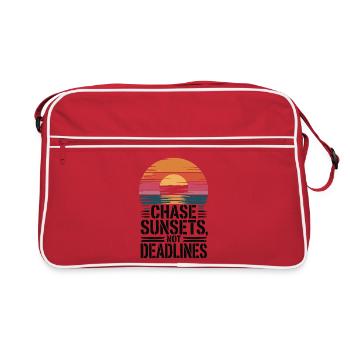 Aventure - Chassez les couchers de soleil plutôt que les échéances - Sac Retro - rouge/blanc - Devant