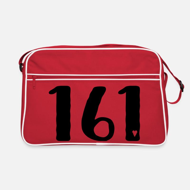 Action antifasciste Sac Retro