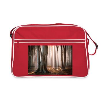 Lumière de la forêt : Rayons de soleil dans la forêt de nuages - Sac Retro - rouge/blanc - Devant
