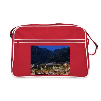 Evening atmosphere in Bergdorf - Retro Bag - red/white - Front