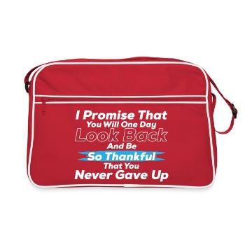 Never Give Up – “So Thankful You Never Gave Up” - Sac Retro - rouge/blanc - Devant