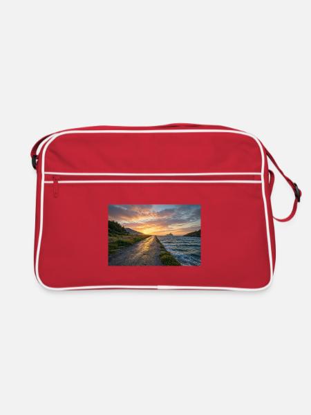 Sonnenuntergang auf dem Küstenweg - Retro Tasche - Rot/Weiß