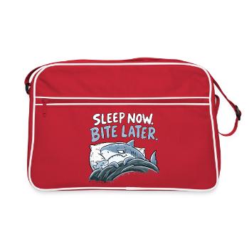 Sleep Now Bite Later Hai Schlaf Humor Haifamilie - Retro Tasche - Rot/Weiß - Vorne