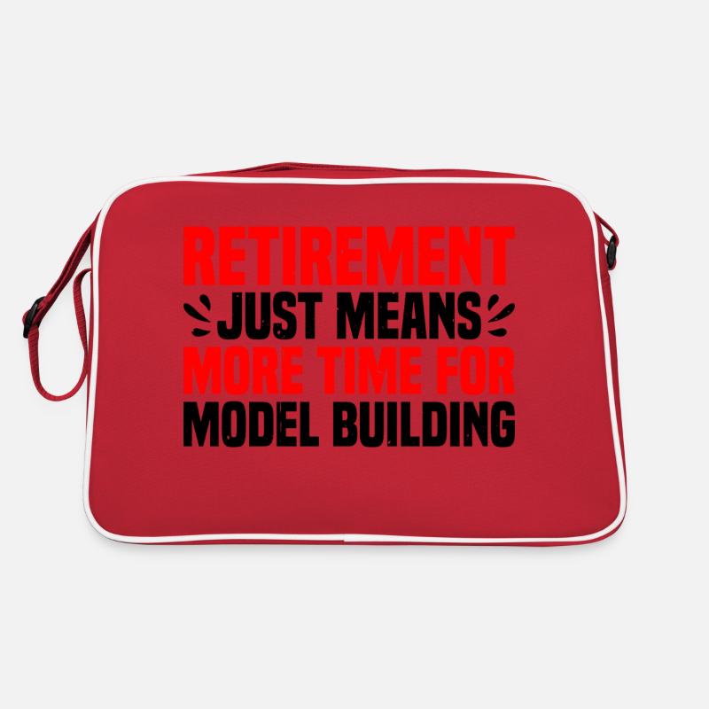 La retraite signifie plus de temps pour le bâtiment modèle 3 Sac Retro