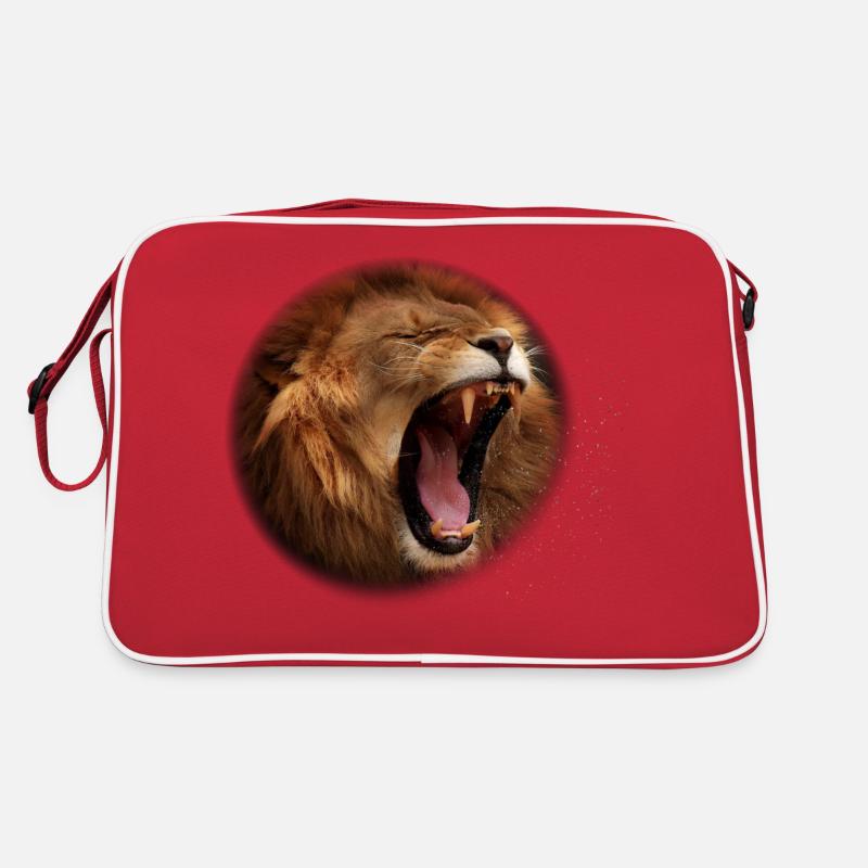 Lion in color roaring and aggressive round Retro Bag