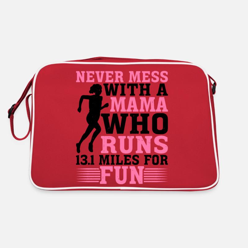 Never Mess With A Mama Who Runs 13.1 Miles 2 Retro Tasche