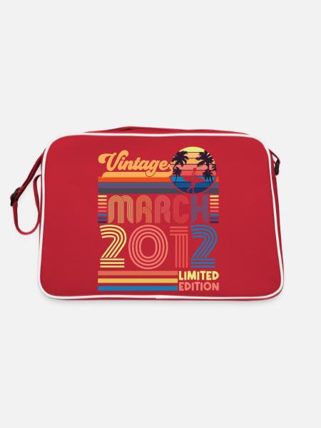 Anniversaire mars 2012.Cadeau Mars 2012.March 2012 - Sac Retro - rouge/blanc - Dos