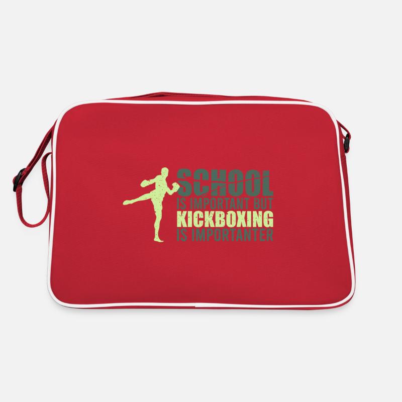 Kick Boxing is Importanter Retro Tasche