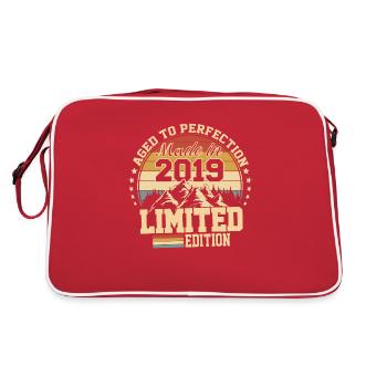 Made in 2019 - Aged with perfection - Retro Bag - red/white - Back