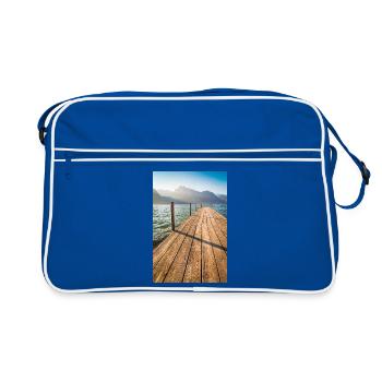 Wooden jetty at the mountain lake in the sunlight - Retro Bag - blue/white - Front