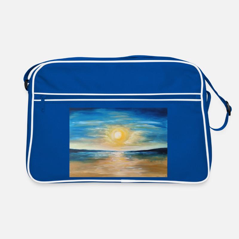 Reflet du coucher de soleil sur les eaux calmes Sac Retro