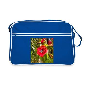 Pink rose and bee in sunny garden - Retro Bag - blue/white - Front