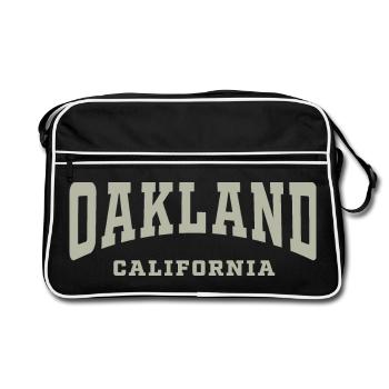 Oakland California Typography Tee - Retro Bag - black/white - Front