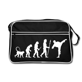 Karate Evolution - Retro Tasche - Schwarz/Weiß - Vorne
