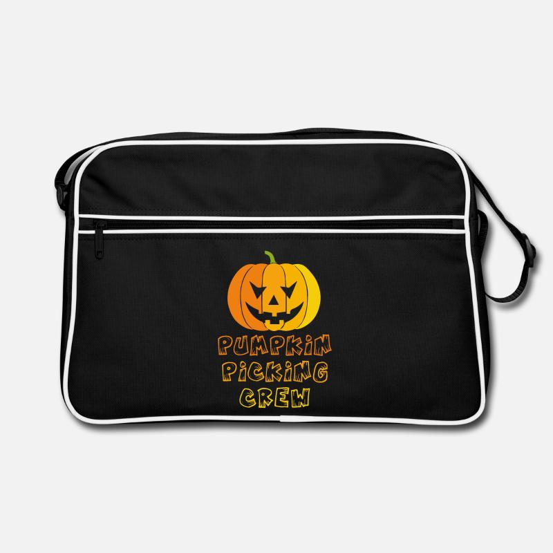 Pumpkin picking crew Retro Bag
