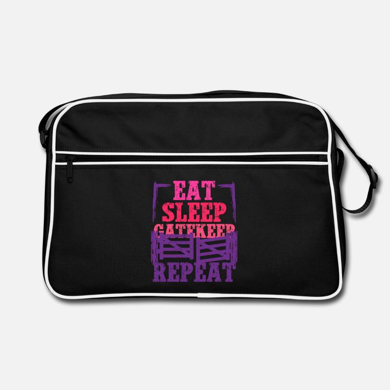 Ehefrau eines Bauern Mutter Eat Sleep Gatekeep Retro Tasche