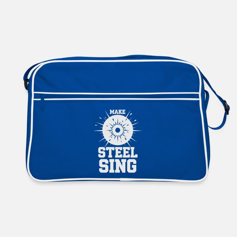 Shooting range at the shooting range, shooting exercises at the Retro Bag