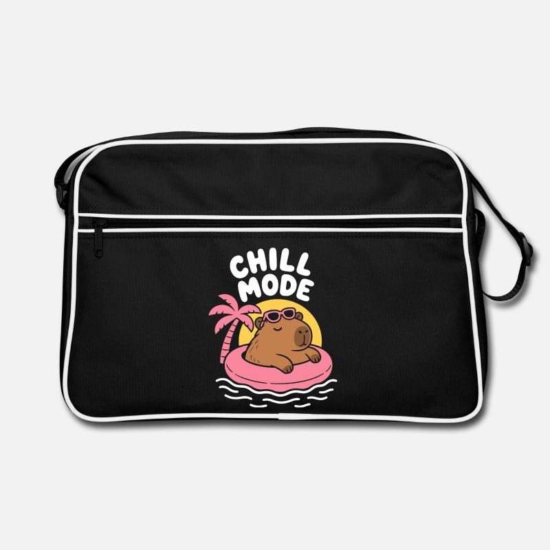Chill Mode Floating Capybara Retro Tasche