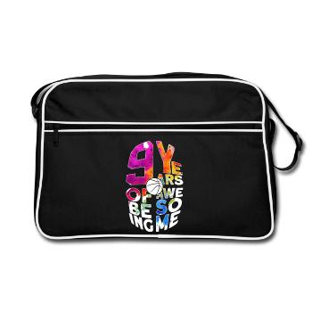 9 ANS À ÊTRE UN BASKET GÉNIAL 9. - Sac Retro - noir/blanc - Devant