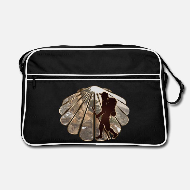 Ein Pilger oder Wanderer auf einem Pilgerweg Retro Tasche
