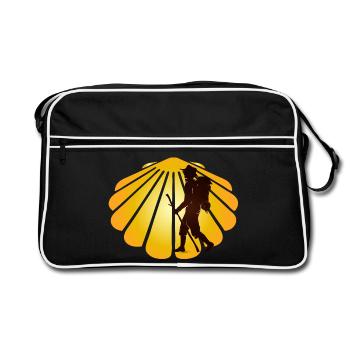 A pilgrim on a pilgrimage path with scallops - Retro Bag - black/white - Front