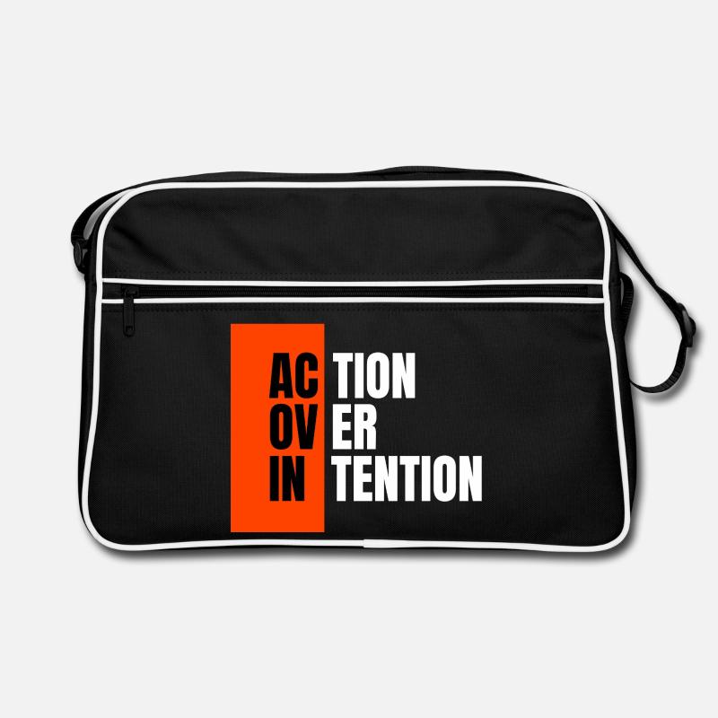 L’action plutôt que l’intention. Sac Retro
