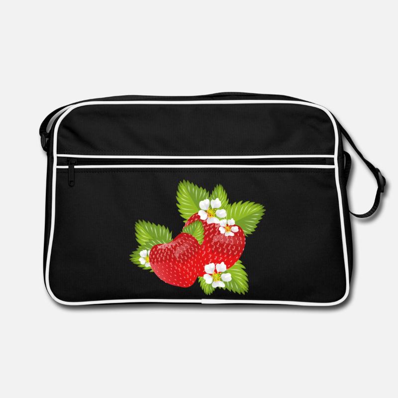Fraises entourées de feuilles vertes et de fleurs Sac Retro