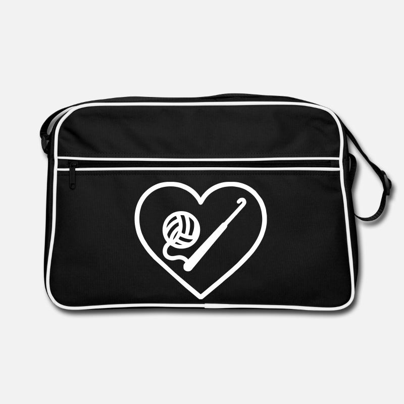 Herzhäkel – Handgemachtes Liebesdesign - Retro Tasche - Schwarz/Weiß