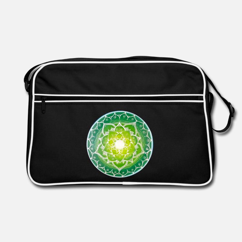 Green mandala with spiritual pattern Retro Bag