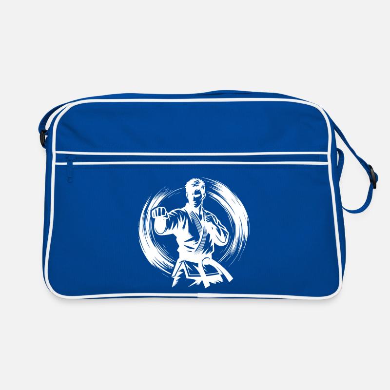 Dynamische Kampfpose Perfekte Karate Silhouette Retro Tasche