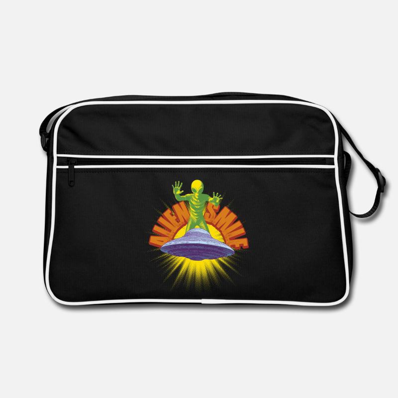 Schiff und Retro Alien Retro Tasche
