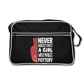 Never underestimate a girl who can do pottery - Retro Bag - black/white - Front