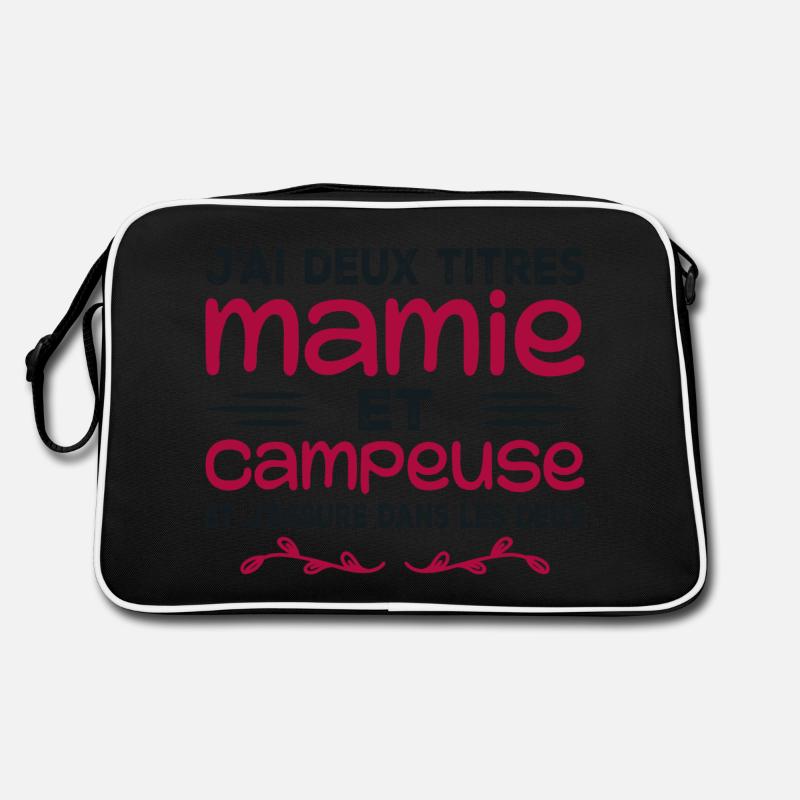 Zwei Titel Granny Camper | Oma | Camping Retro Tasche