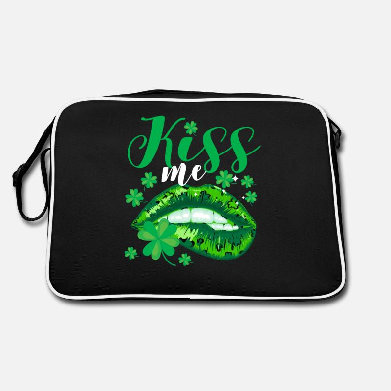Kiss Me Leopard Lips Irish Leaf Saint Patrick's Retro Tasche