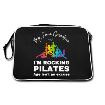 Oui, je suis une grand-mère de Pilates pour le cours de Pilates - Sac Retro - noir/blanc - Dos